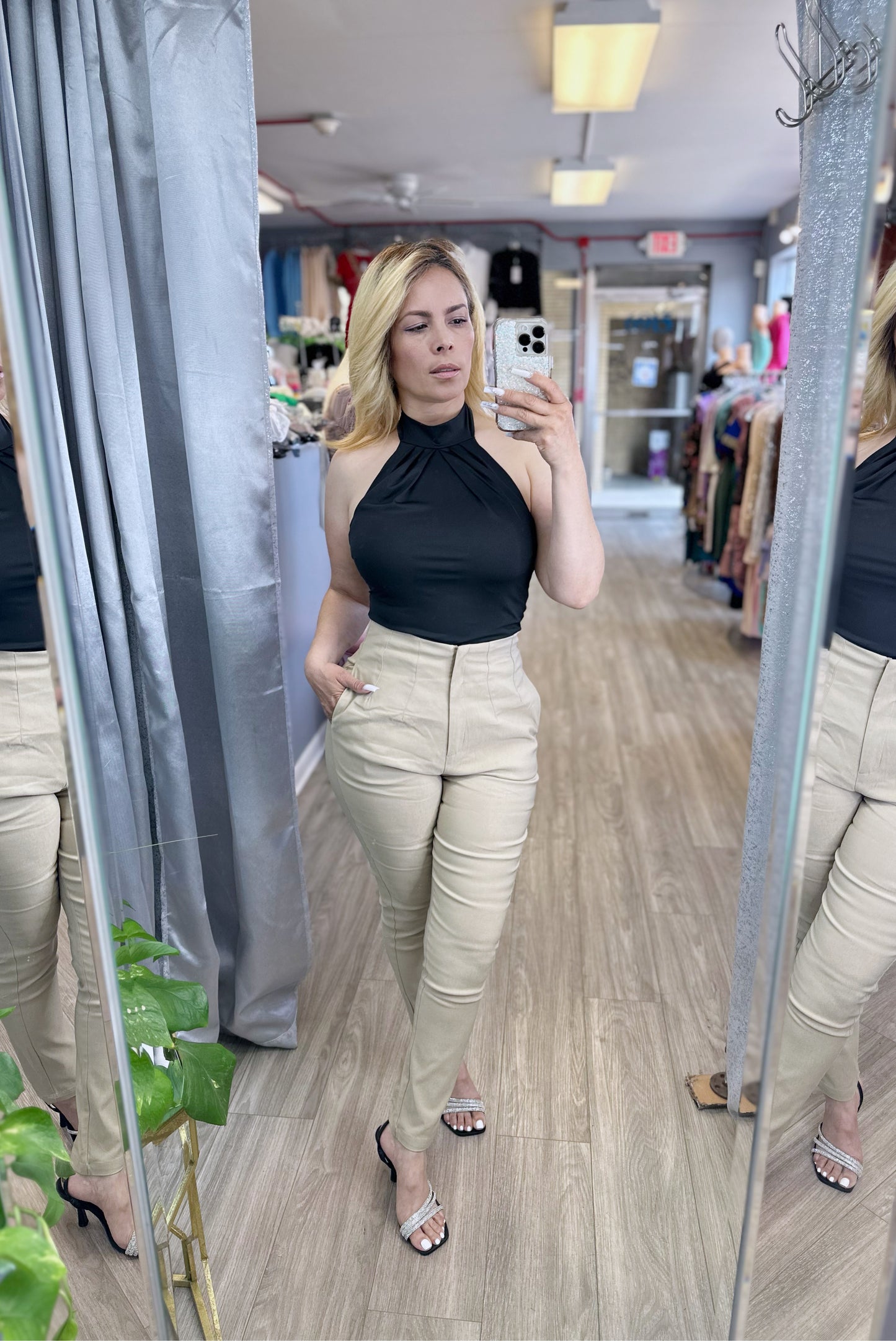 Signed & Sealed Skinny Pants (Taupe)