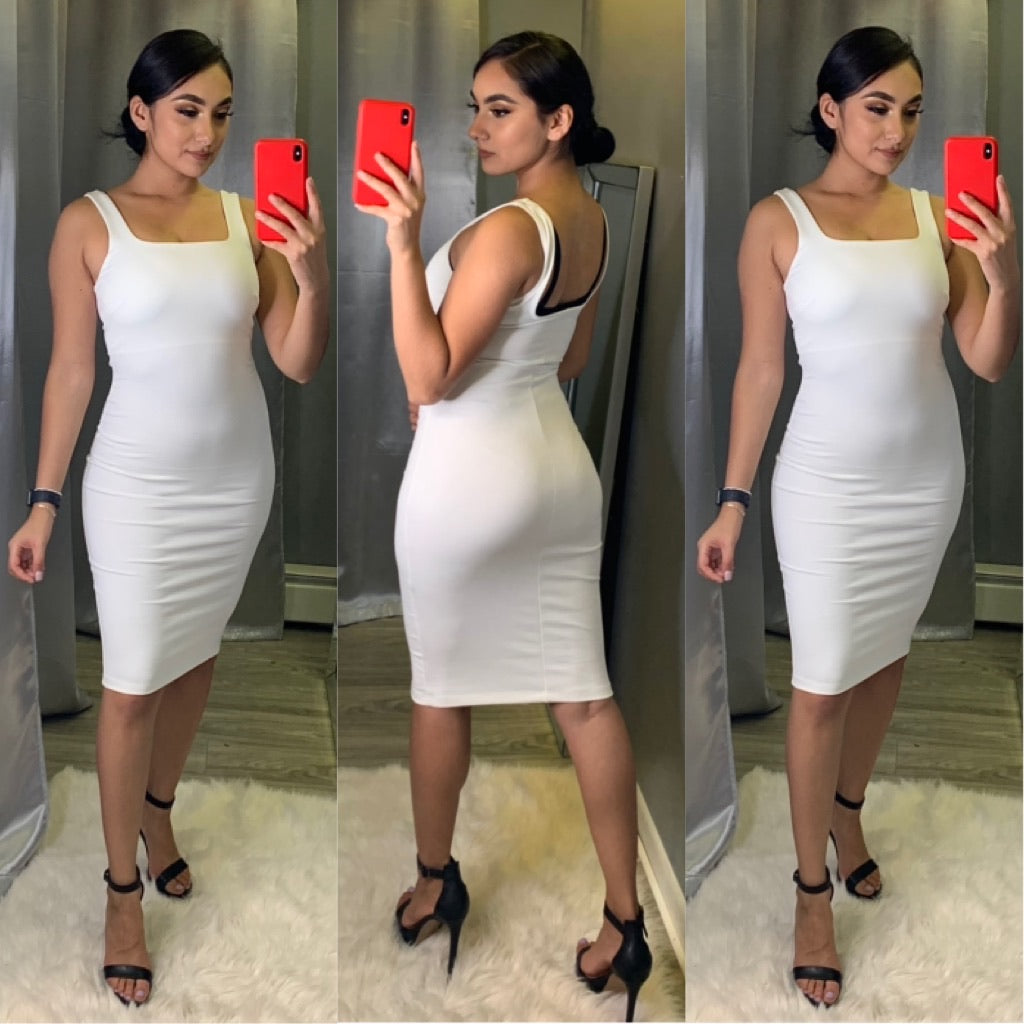 Noelia Dress (Ivory)